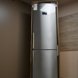 Хладилник BOSCH KGN39AICT VitaFresh