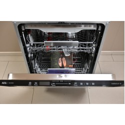 Съдомиялна за пълно вграждане AEG GI9700X4PC 9000 XXL Max – ComfortLift