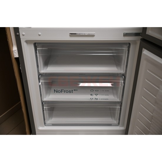 Хладилник с фризер SIEMENS KG49NAIBT iQ500 – 440 л, клас B, Total noFrost, hyperFresh, 70 см инокс
