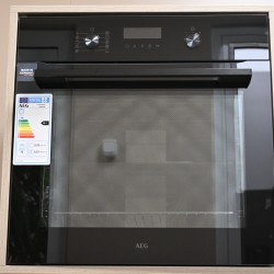 Фурна за вграждане с пиролиза AEG TU5PB40WSK SurroundCook