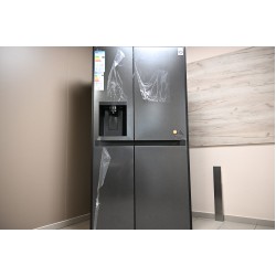 Side by Side хладилник LG GSLC40EPPE – 638 л, Total No Frost, ледогенератор и диспенсър